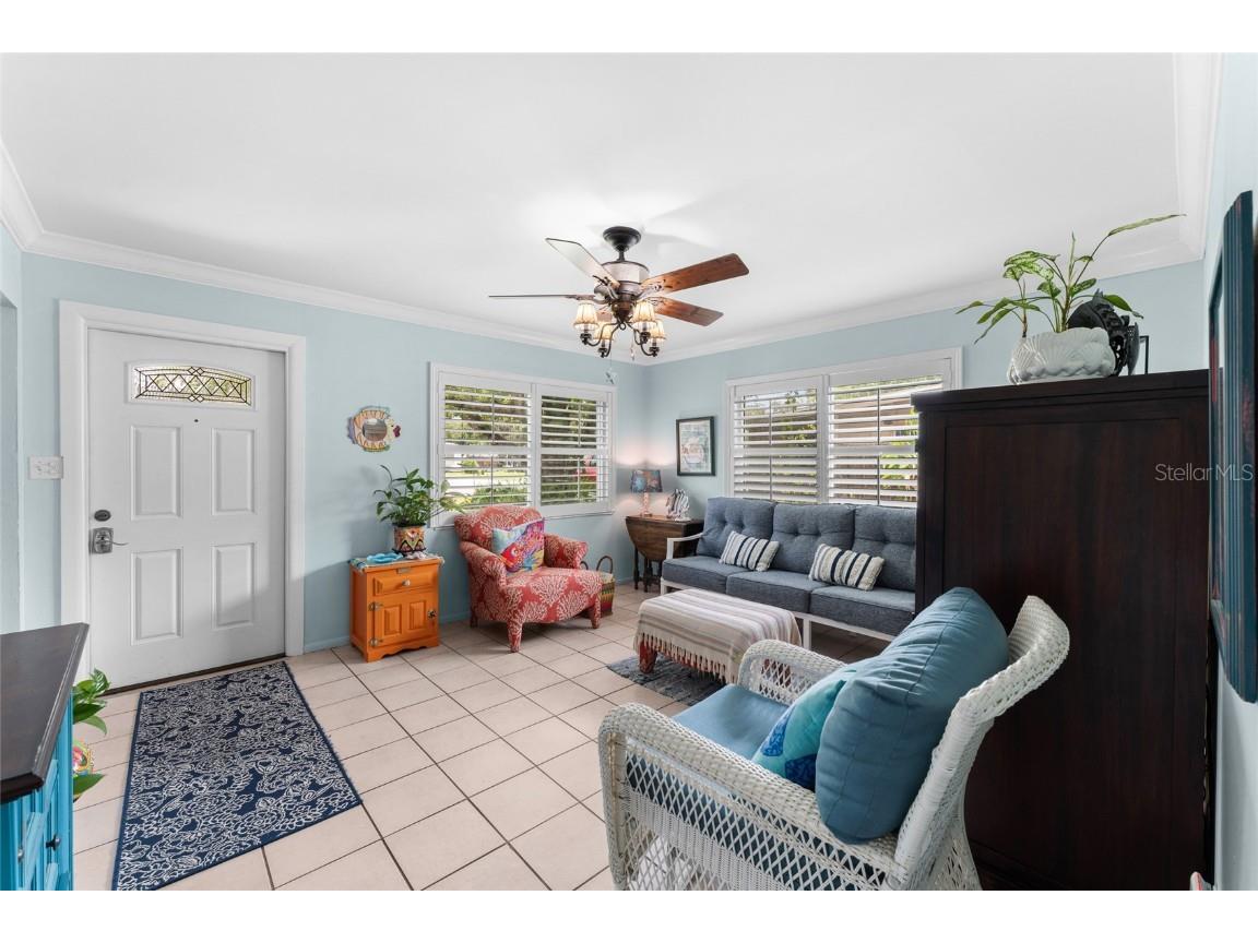 209 Emerald Lane Largo FL 33771 TB8409457 image3