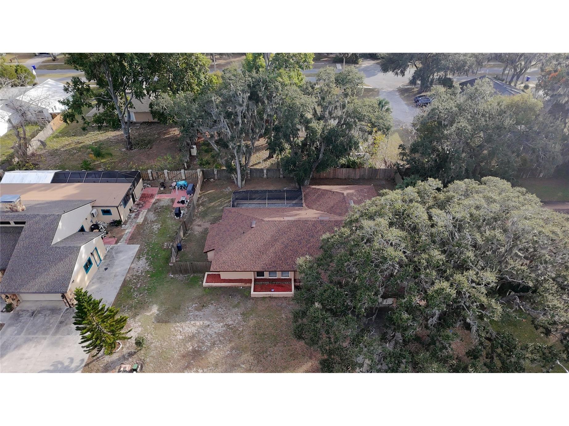 209 First Street Tavares FL 32778 S5142540 image27
