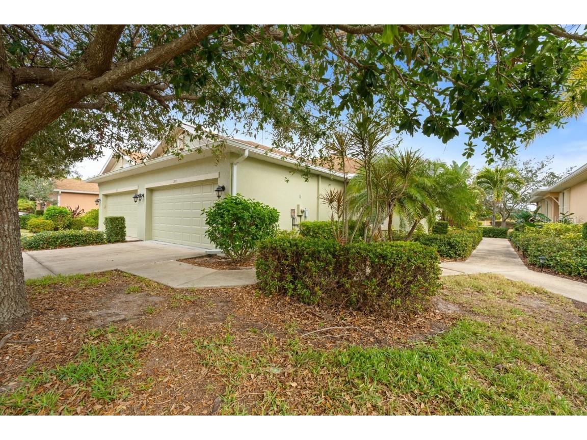 209 Fontanelle Circle Venice FL 34292 A4635699 image1