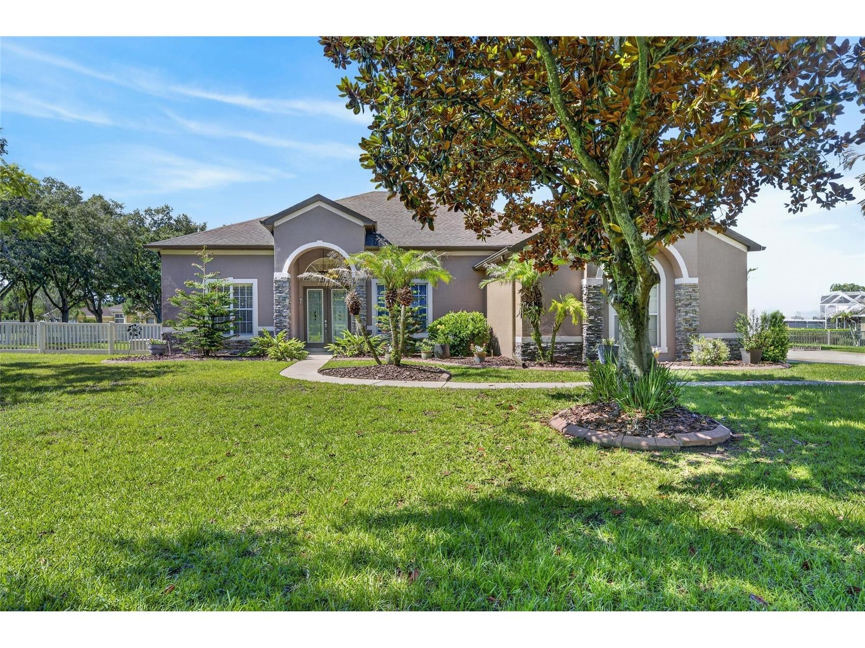 209 Forest Breeze Avenue Brandon FL 33511 TB8519542 image1