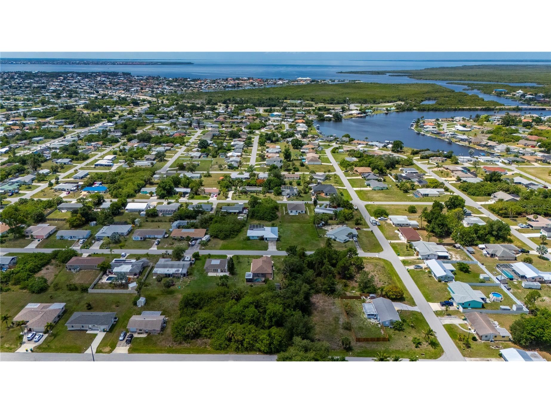 209 Forrest Avenue NW Port Charlotte FL 33952 C7527347 image2