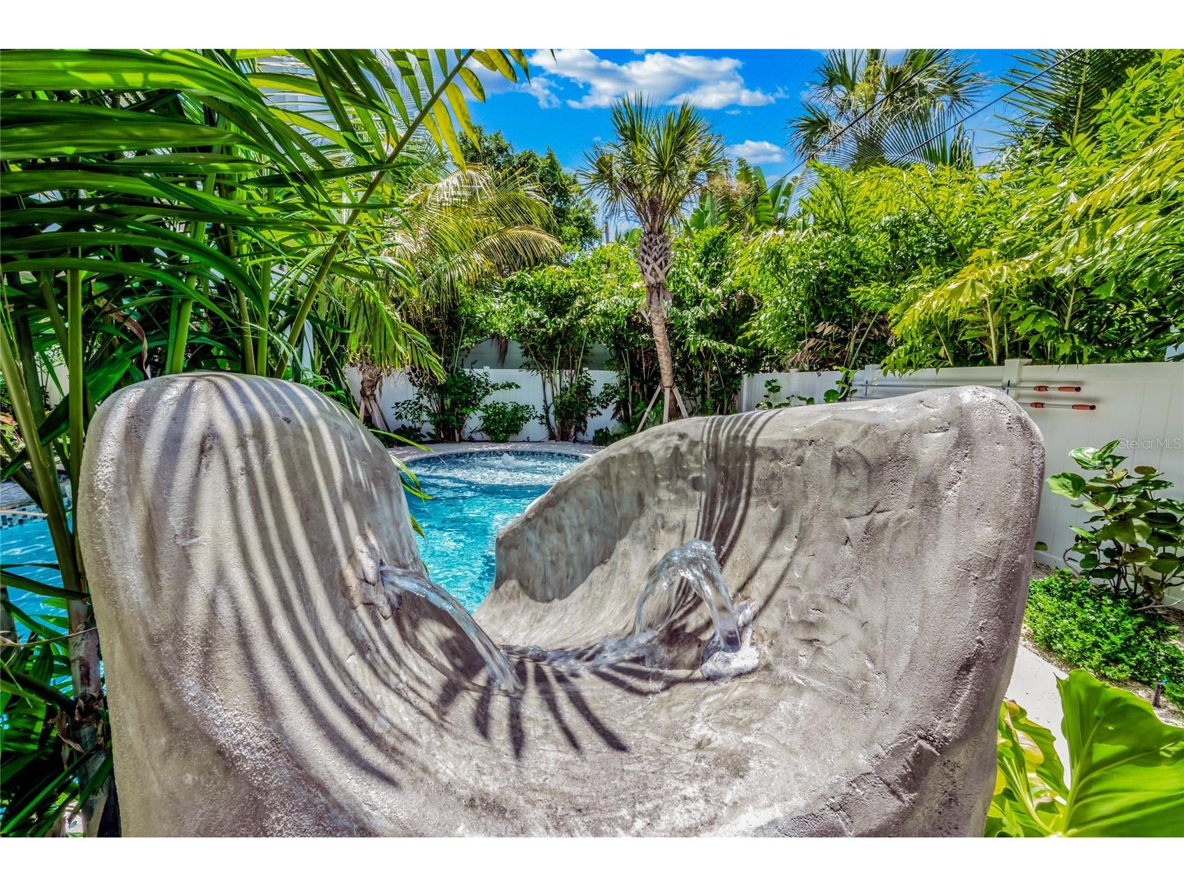 209 Garfield Drive Sarasota FL 34236 A4688244 image11