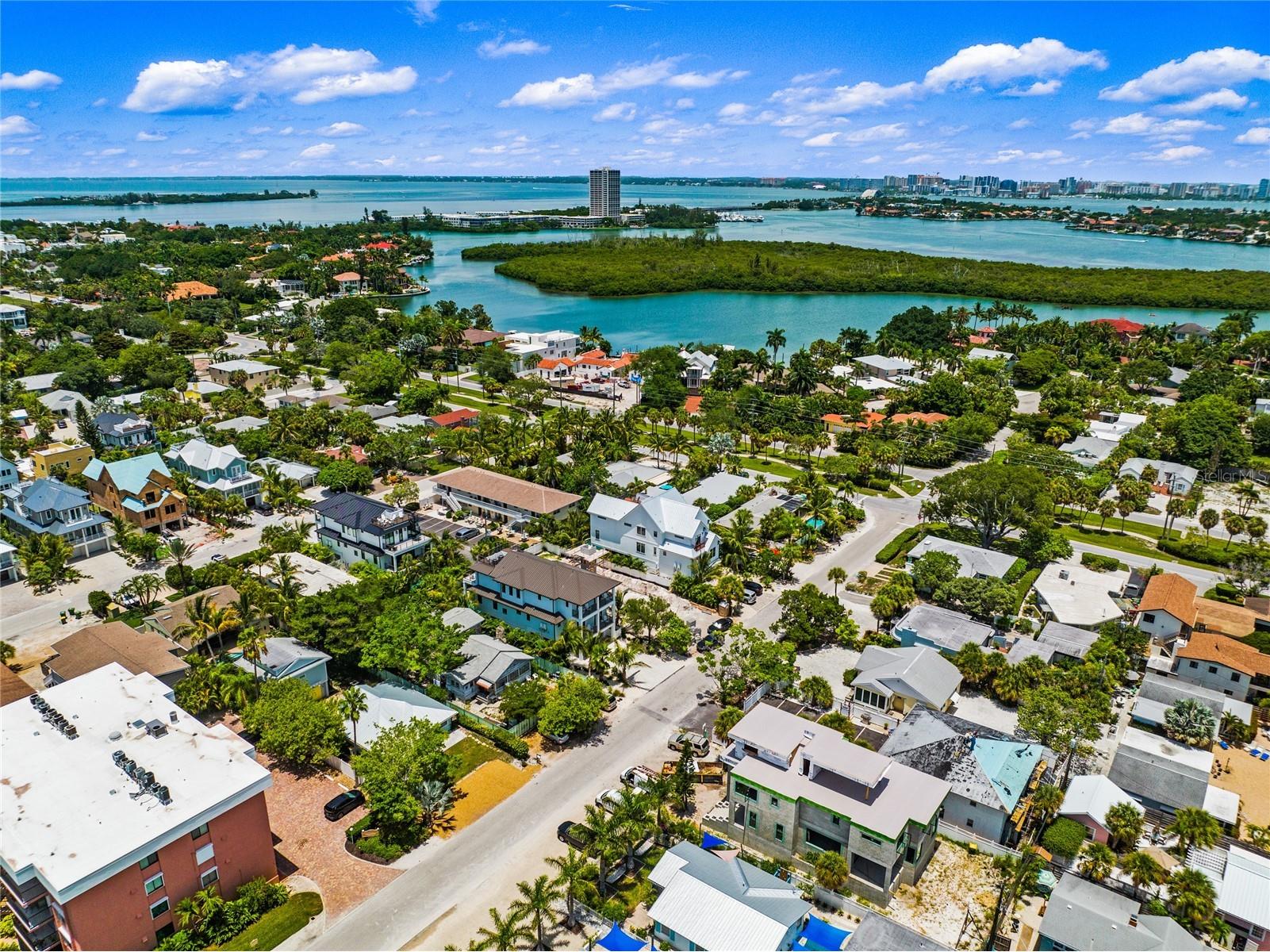 209 Garfield Drive Sarasota FL 34236 A4688244 image4