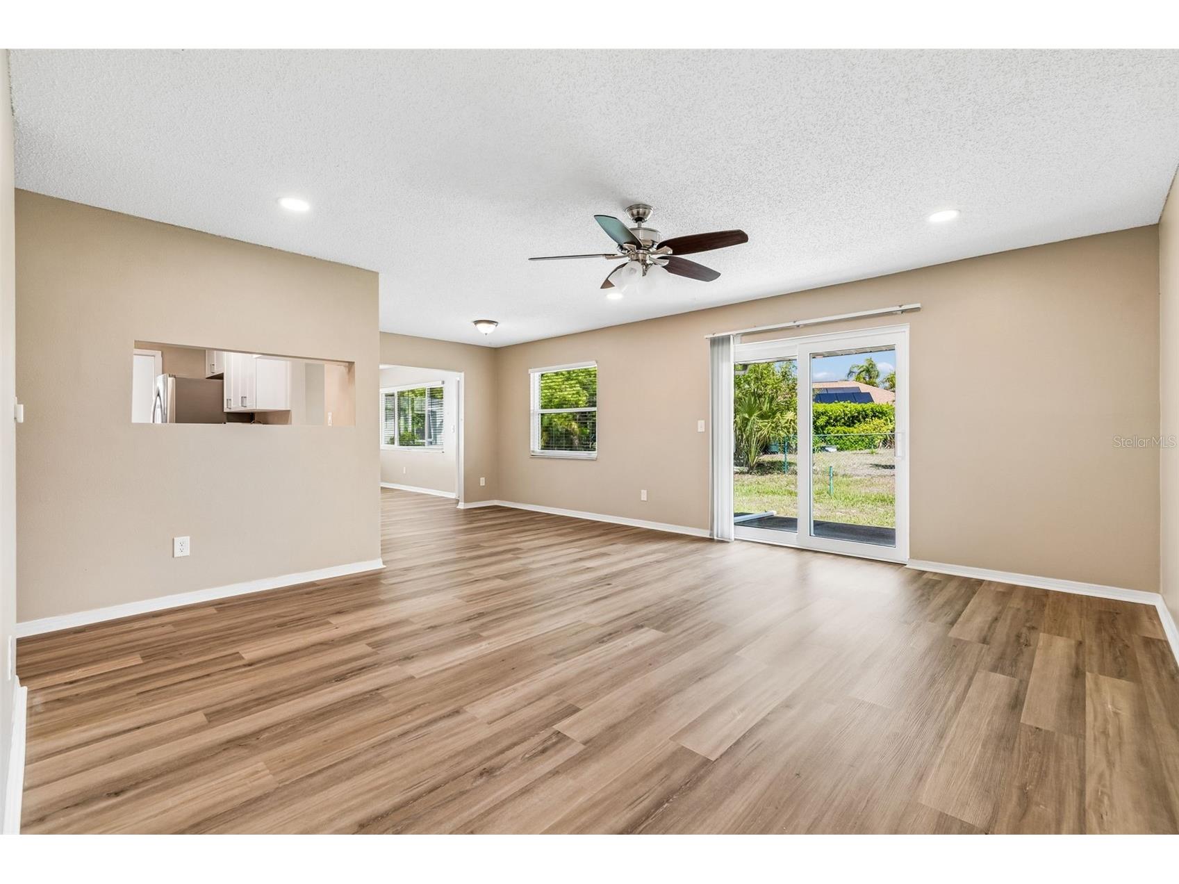 209 Genet Court Sun City Center FL 33573 TB8494958 image4