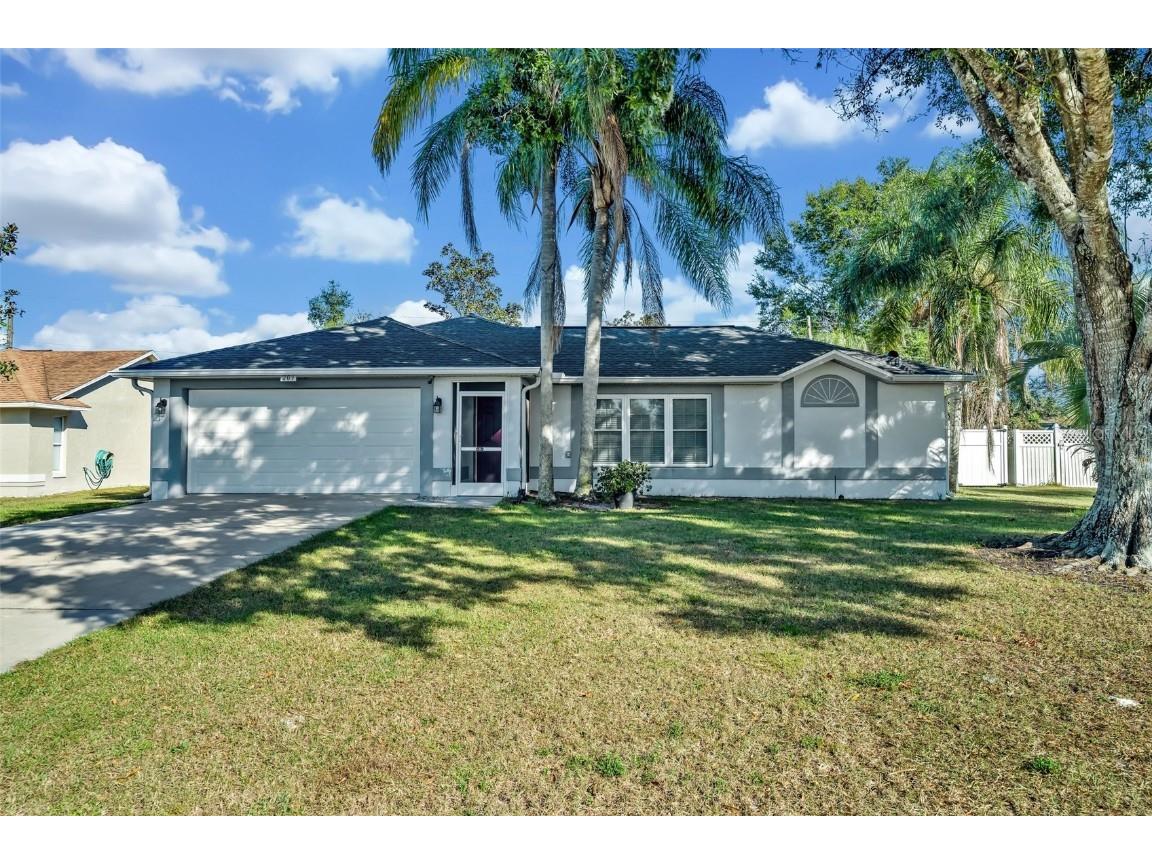 209 Hedgewood Avenue Deltona FL 32738 V4933065 image1