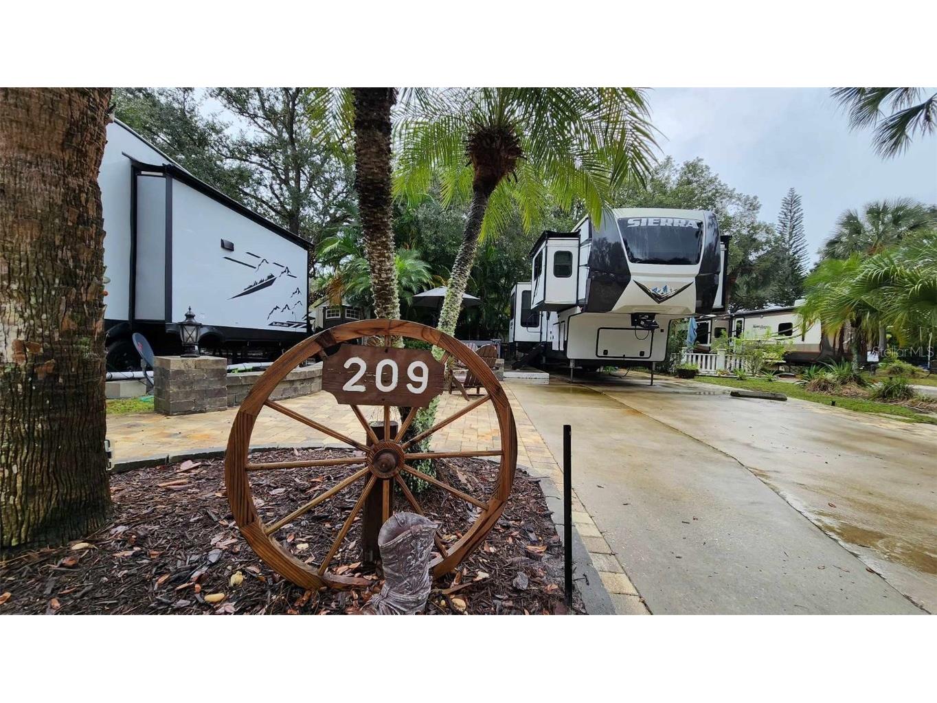 209 Horseshoe Bend Lake Wales FL 33898 U8226490 image1