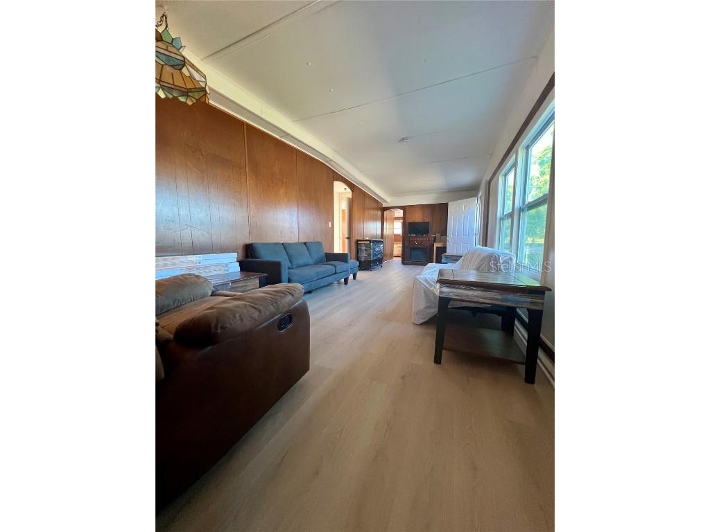 209 Lark Drive Largo FL 33778 TB8458137 image10