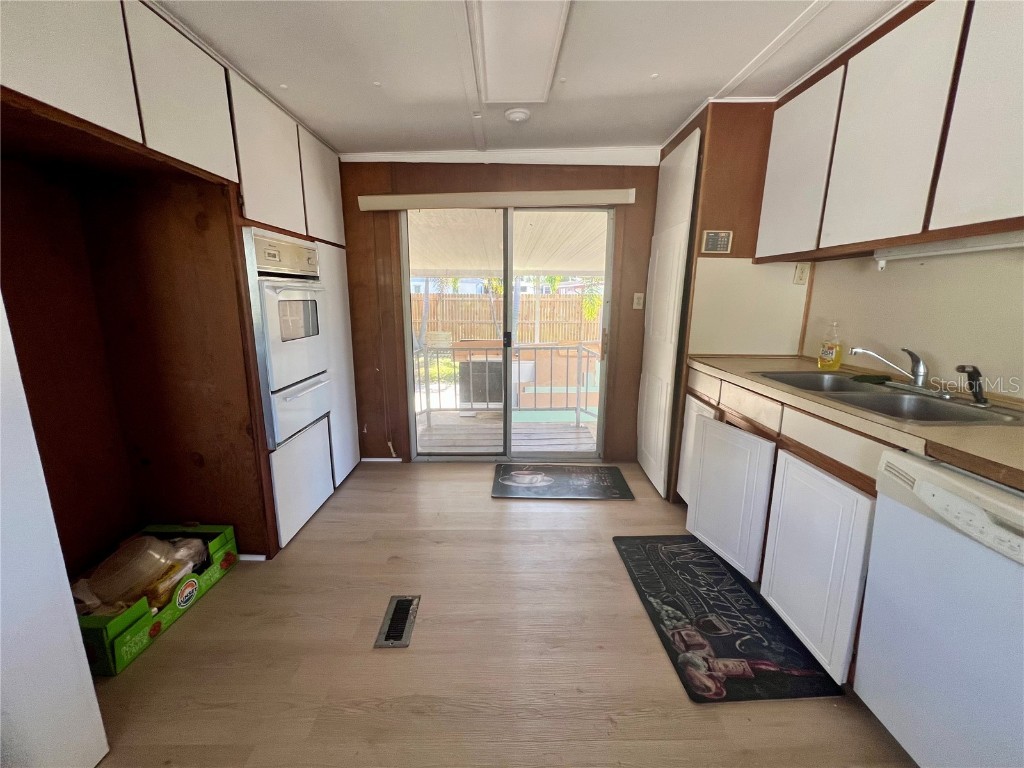 209 Lark Drive Largo FL 33778 TB8458137 image27