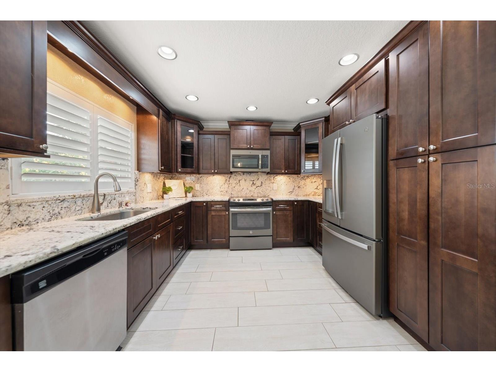 209 Live Oak Lane Largo FL 33770 TB8515816 image14