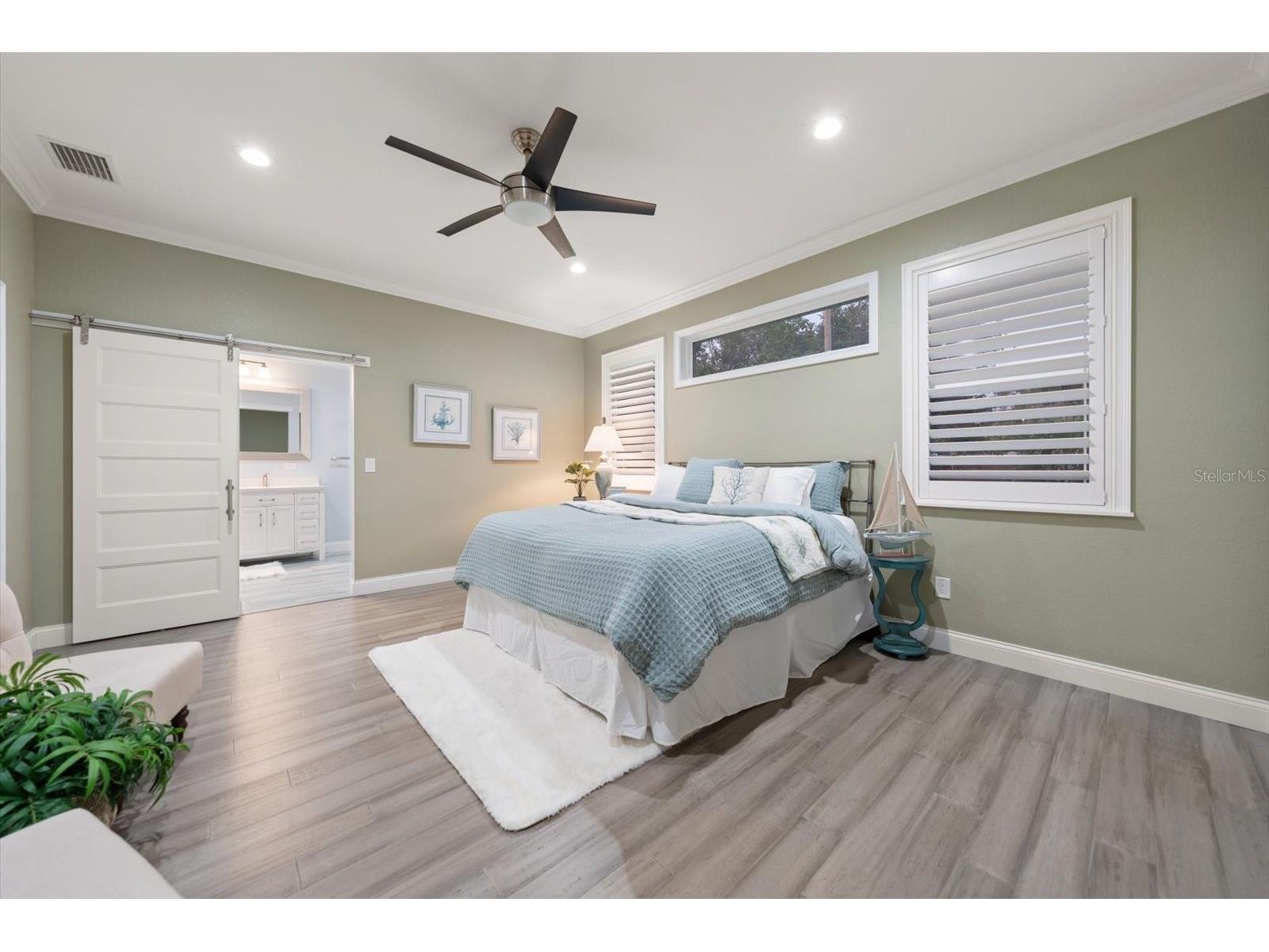 209 Live Oak Lane Largo FL 33770 TB8515816 image26