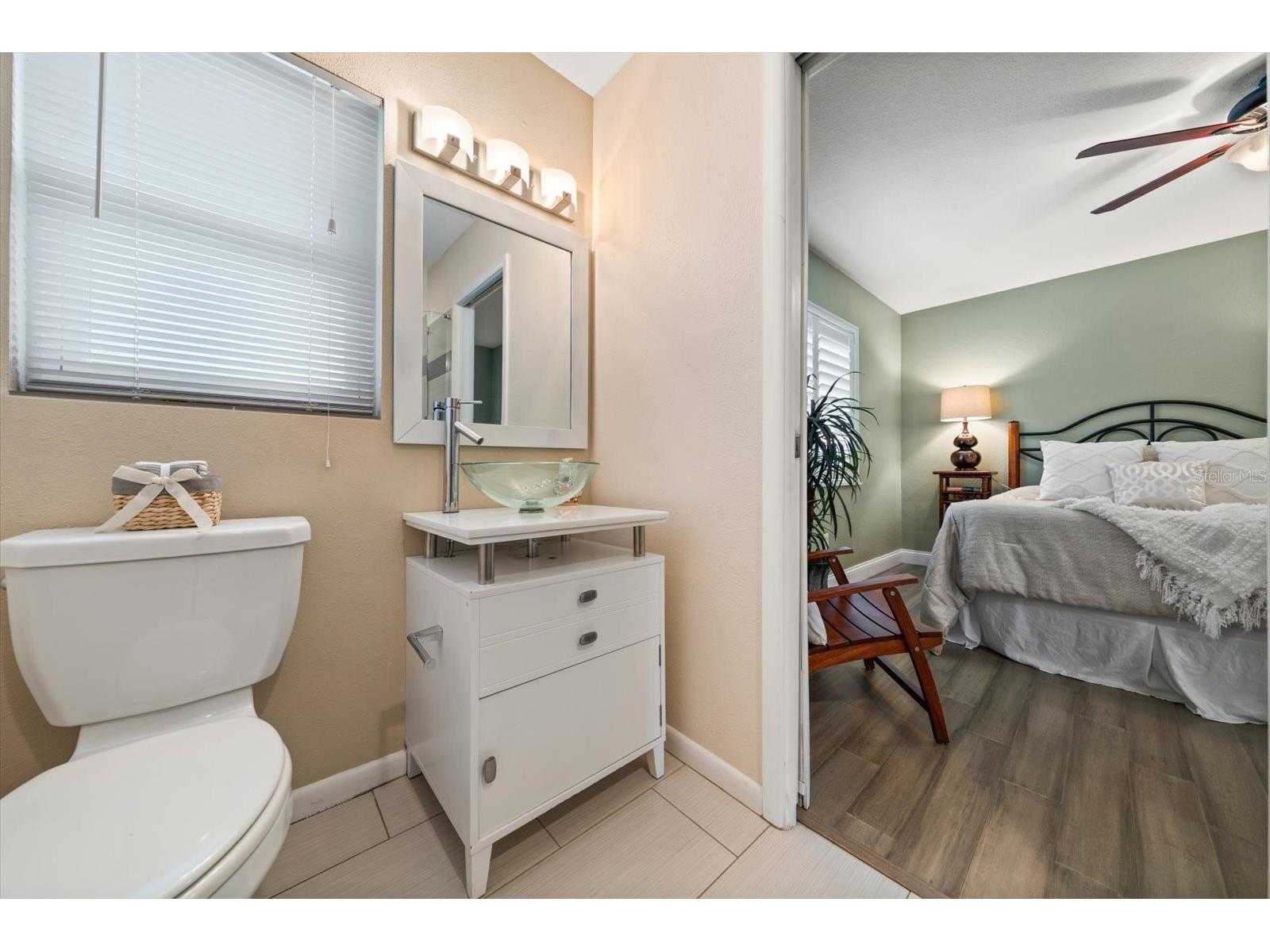 209 Live Oak Lane Largo FL 33770 TB8515816 image35