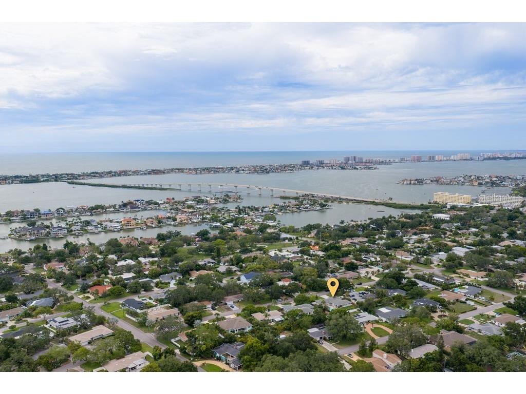 209 Live Oak Lane Largo FL 33770 TB8515816 image61