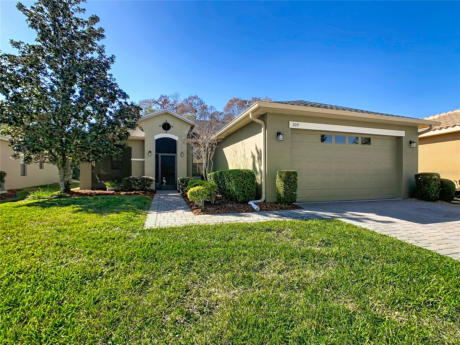209 Los Gatos Place Poinciana FL 34759 S5140999 image1