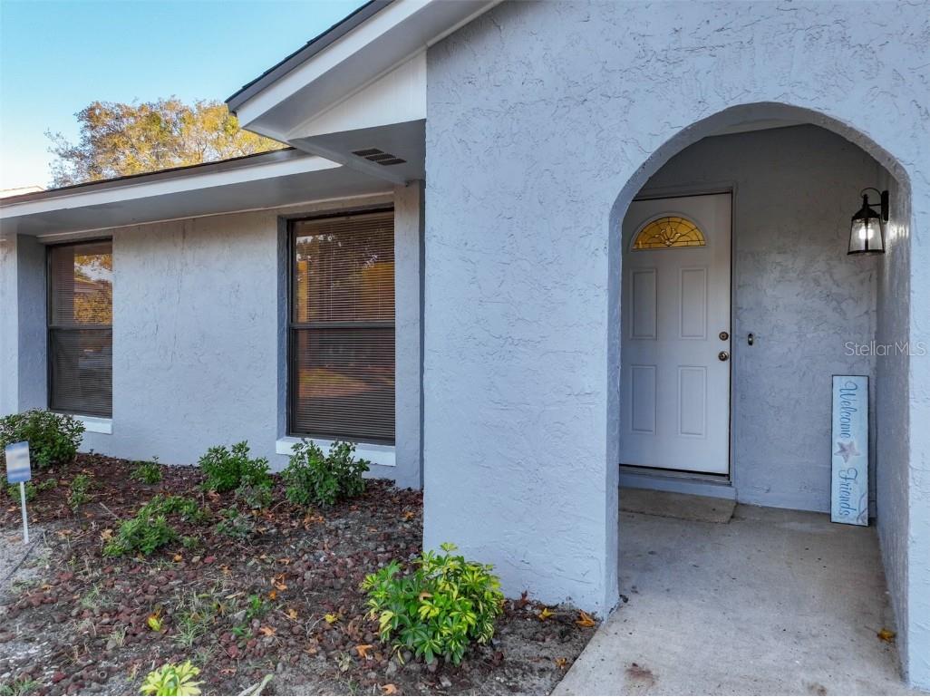 209 N Alderwood Street Winter Springs FL 32708 O6159273 image1