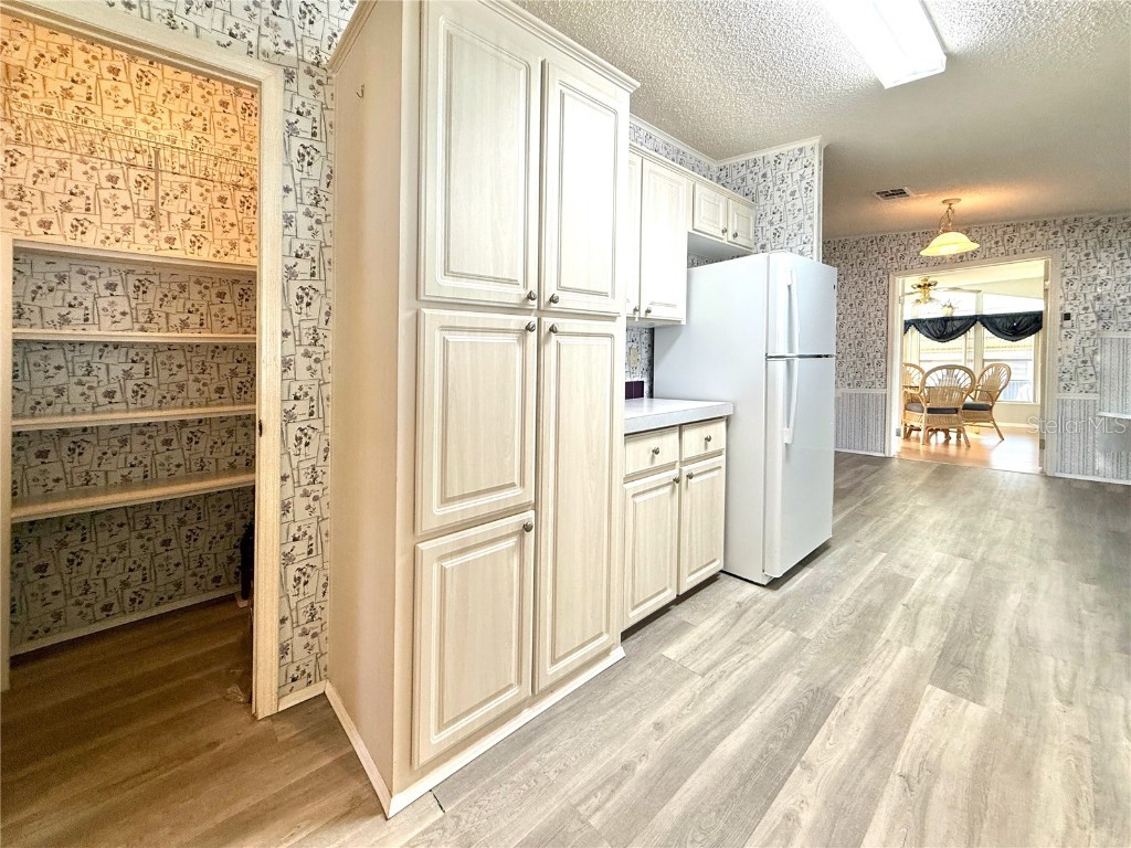 209 N Saint Thomas Circle Apollo Beach FL 33572 TB8444413 image11