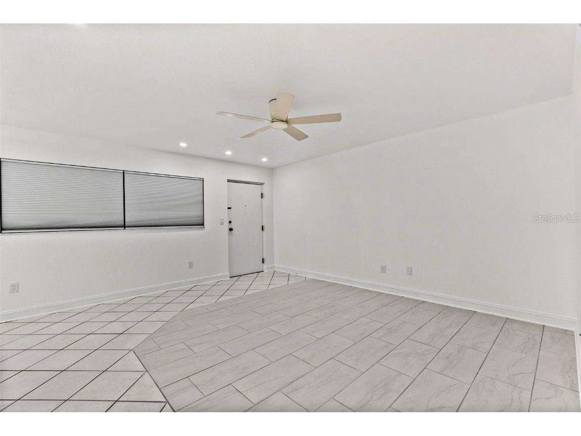 209 NE Lincoln Circle N #105 Saint Petersburg FL 33702 TB8358166 image11