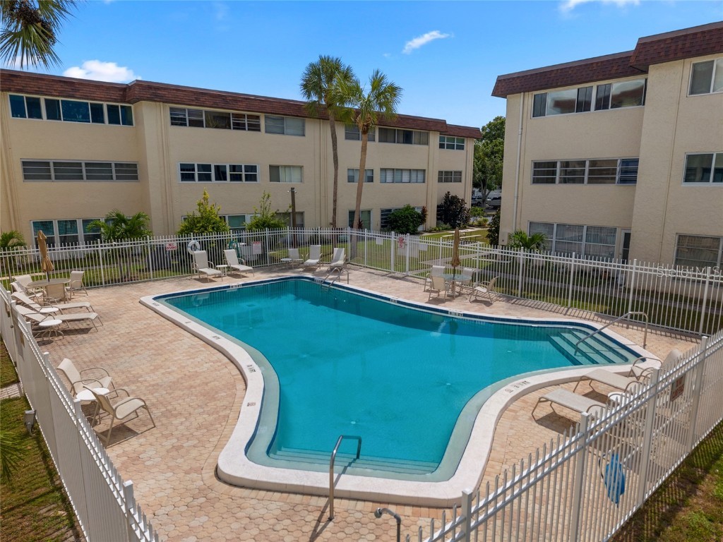209 NE Lincoln Circle N #109 Saint Petersburg FL 33702 TB8429515 image22