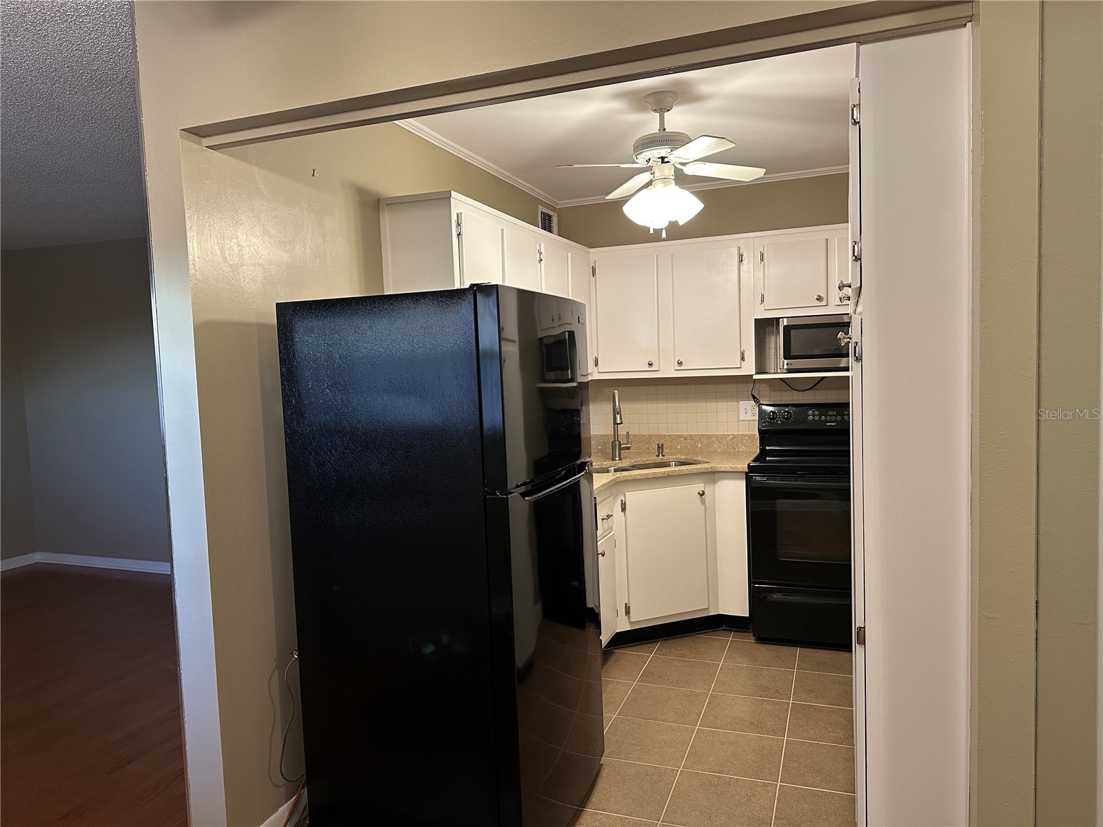 209 NE Lincoln Circle N #406 Saint Petersburg FL 33702 TB8487875 image7