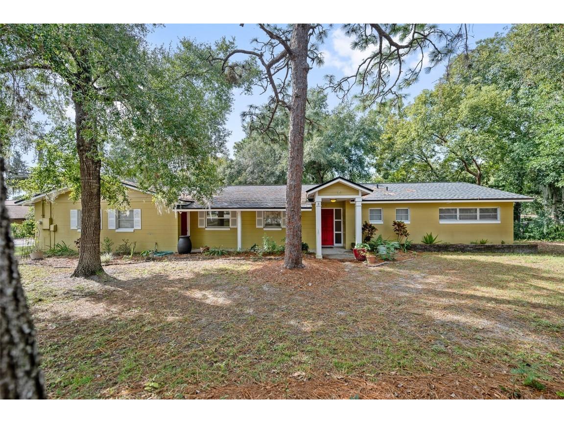 209 NE Triplet Drive Casselberry FL 32707 - NORTH TRIPLET LAKE O6361616 image1