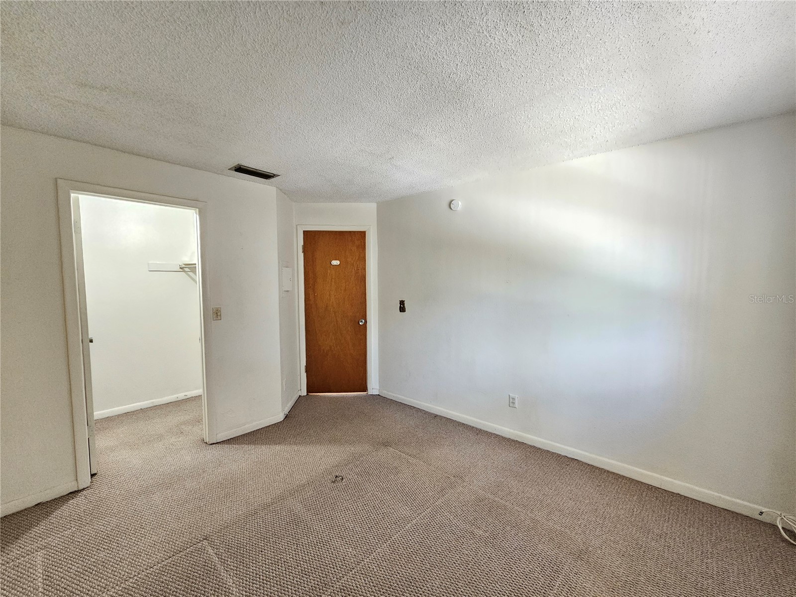 209 NW Jefferson Circle N #15 Saint Petersburg FL 33702 TB8508892 image13
