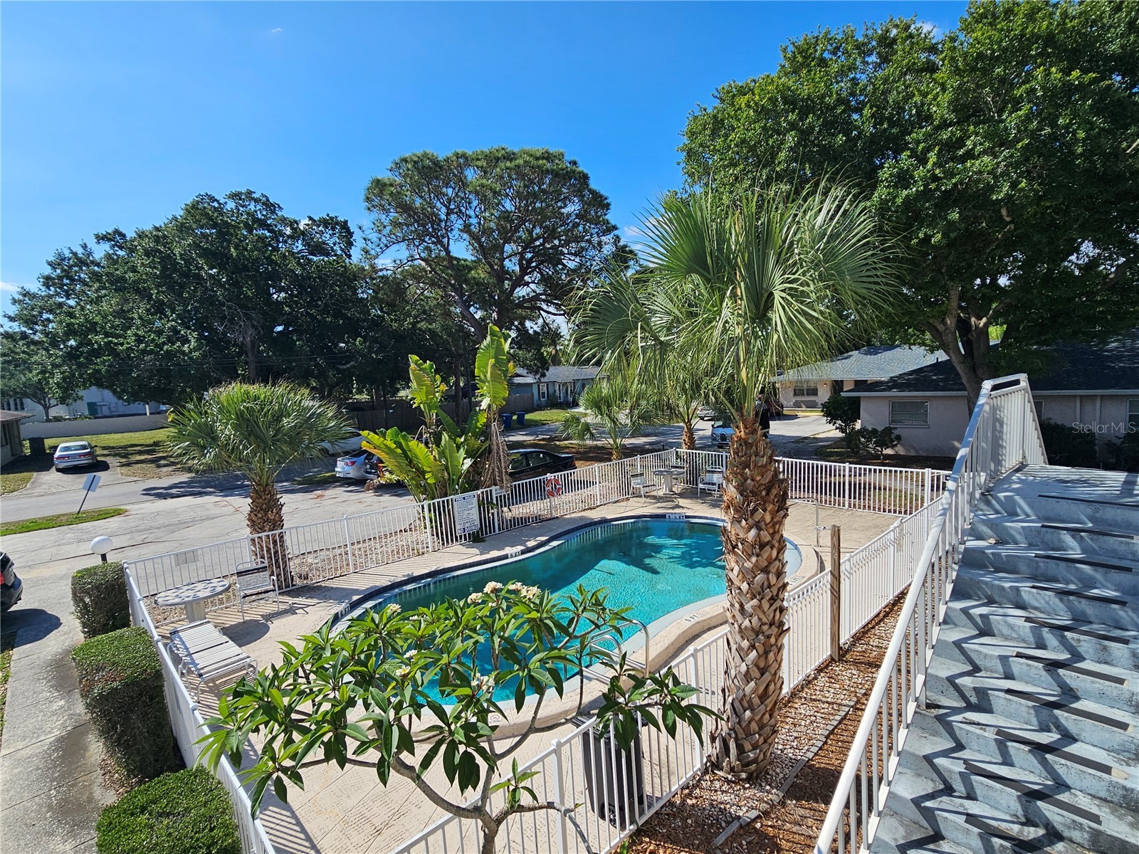 209 NW Jefferson Circle N #15 Saint Petersburg FL 33702 TB8508892 image2