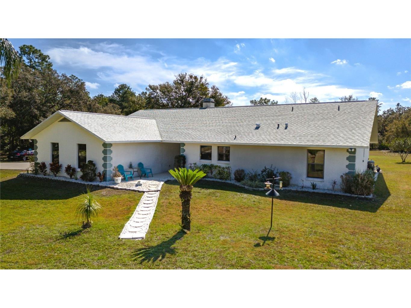 209 Oakapple Trail Lake Helen FL 32744 V4940438 image1