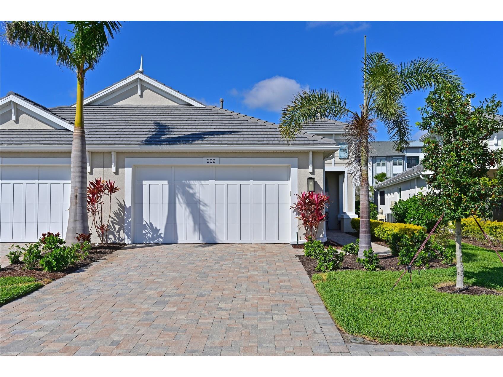 209 Okeeffe Circle Bradenton FL 34212 A4678261 image1