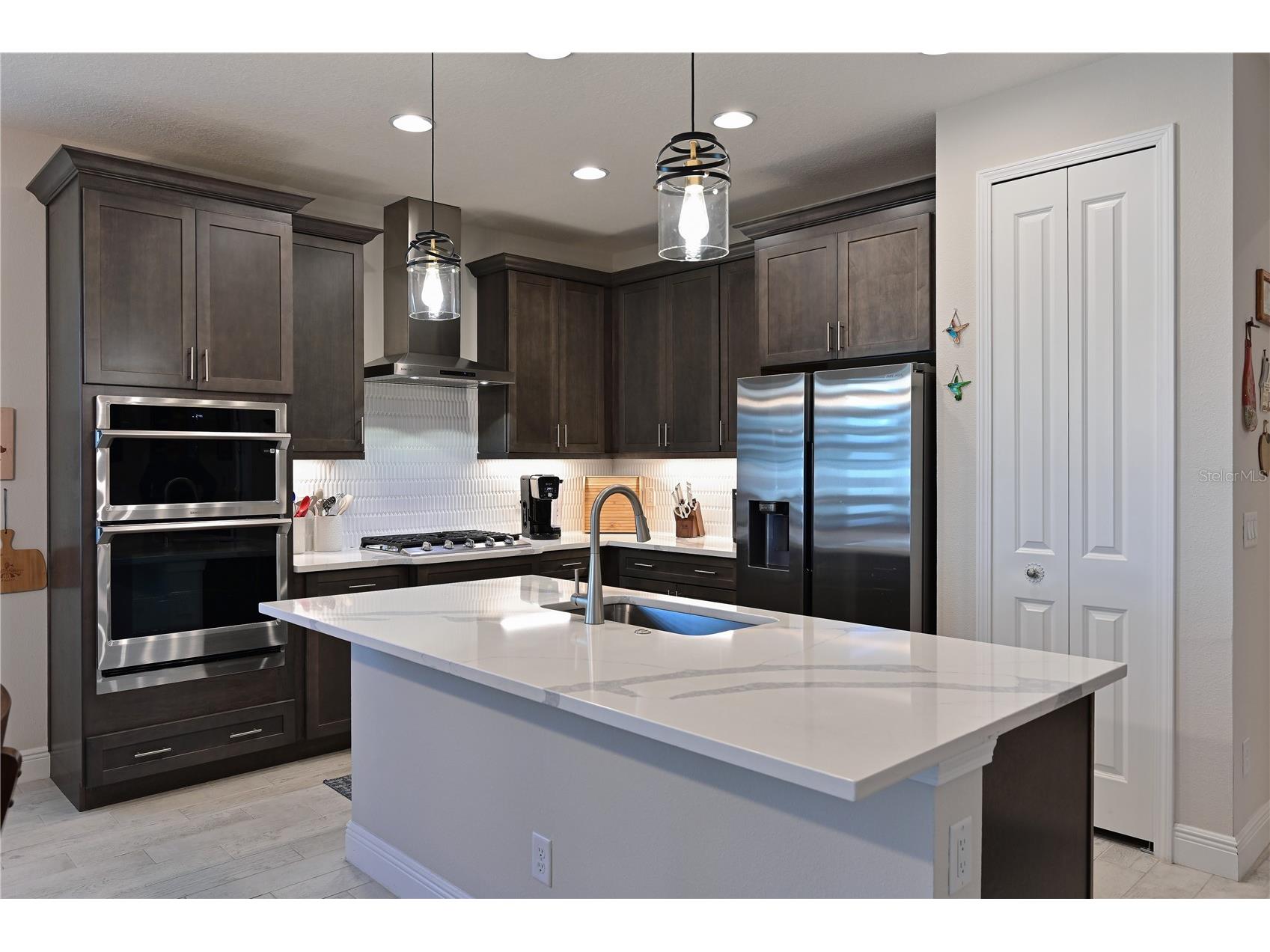 209 Okeeffe Circle Bradenton FL 34212 A4678261 image4