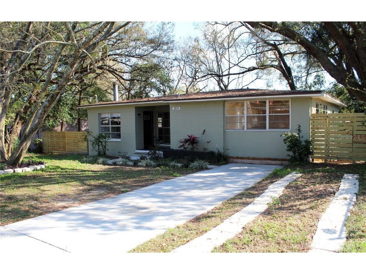 209 Redwood Avenue Temple Terrace FL 33617 T3477702 image1