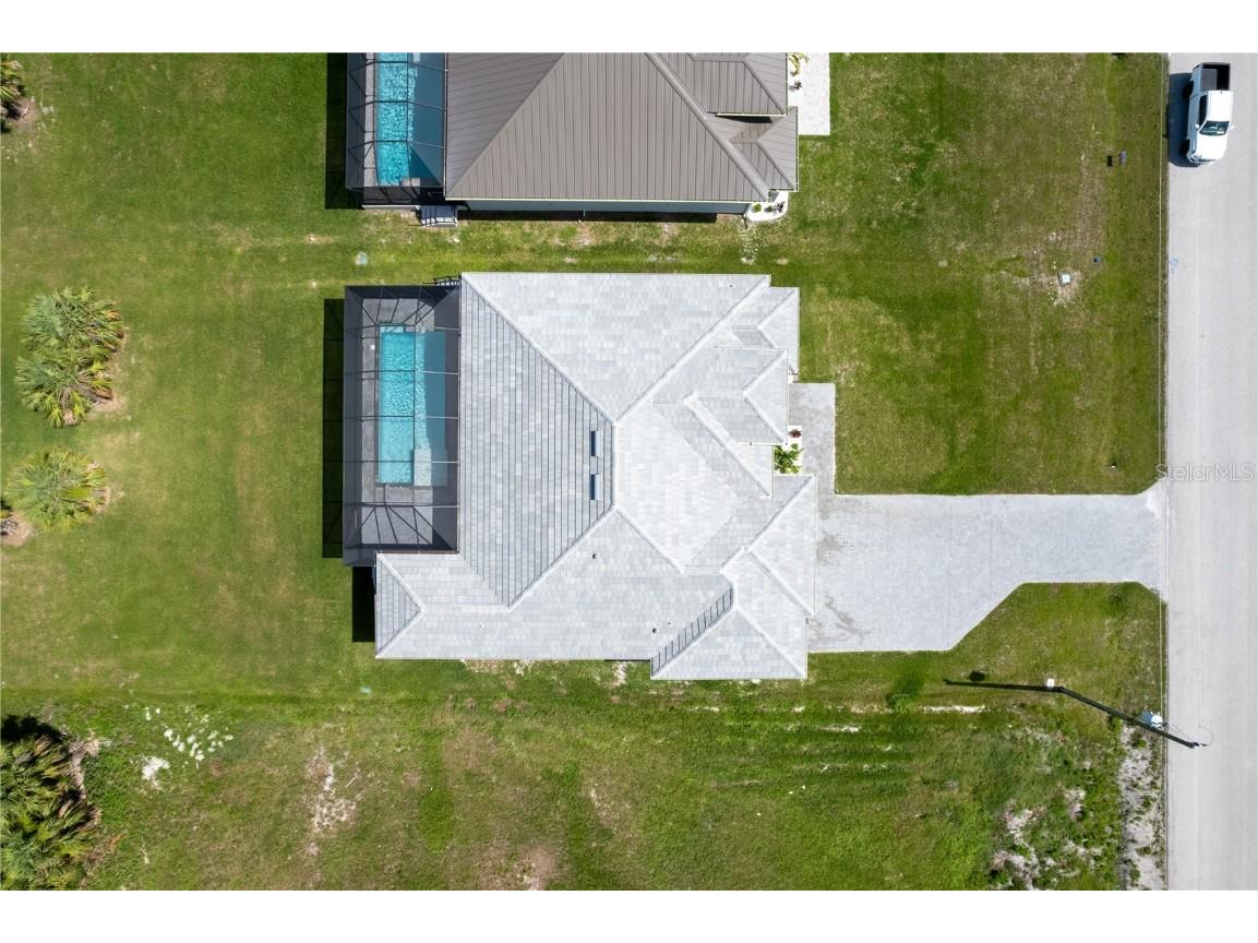 209 Rotonda Boulevard S Rotonda West FL 33947 O6302034 image3