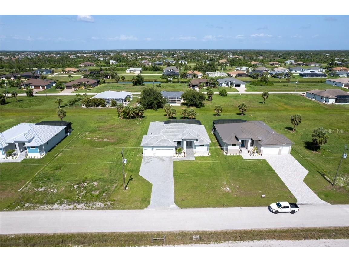 209 Rotonda Boulevard S Rotonda West FL 33947 O6302034 image4