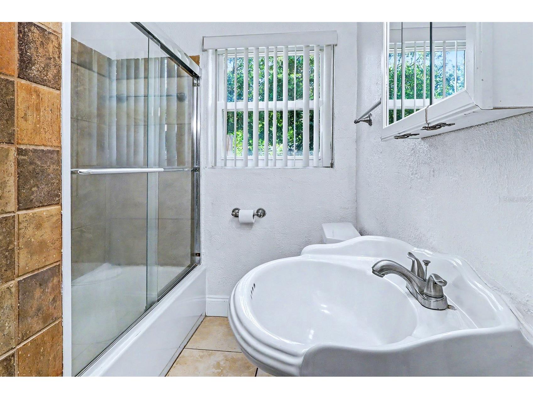 209 S Aurora Avenue Clearwater FL 33765 TB8506714 image17