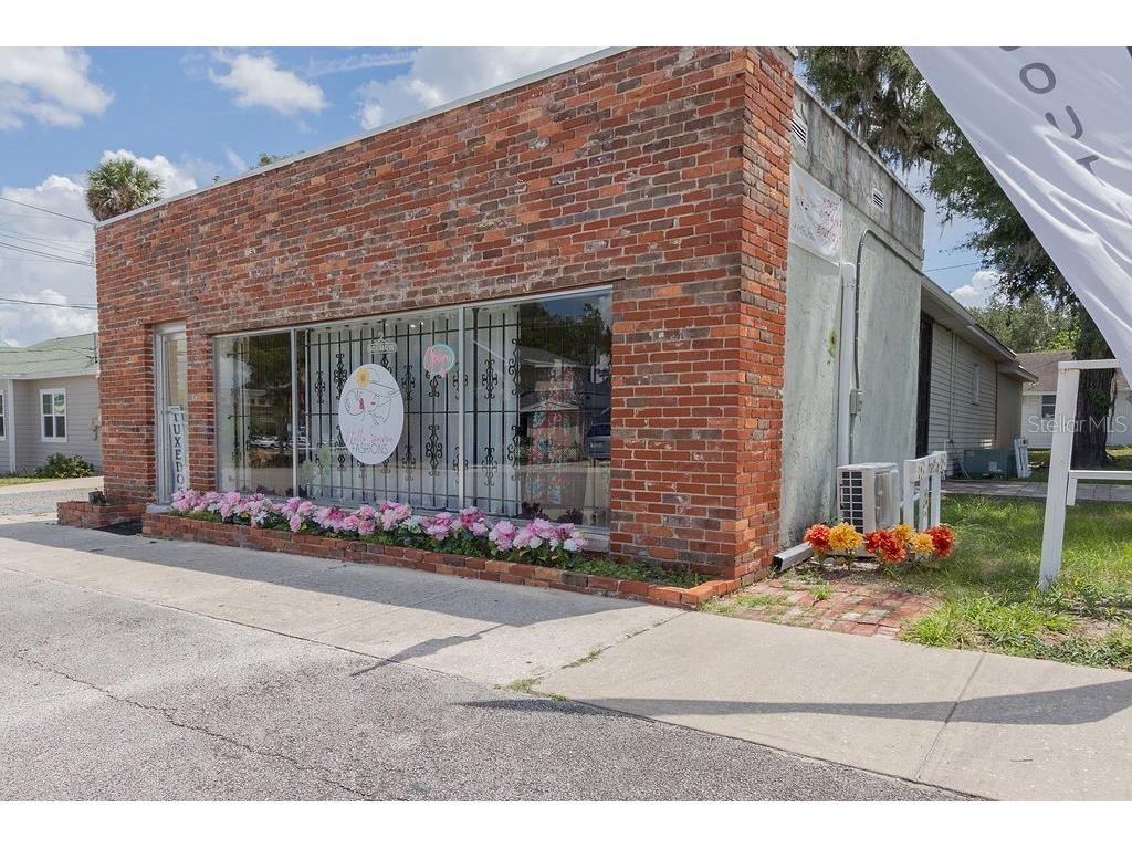 209 S Florida Avenue Deland FL 32720 V4944149 image1