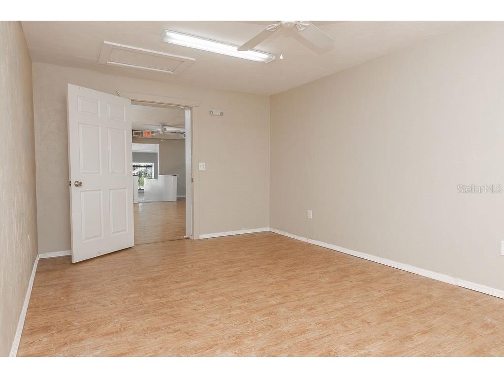 209 S Florida Avenue Deland FL 32720 V4944149 image11