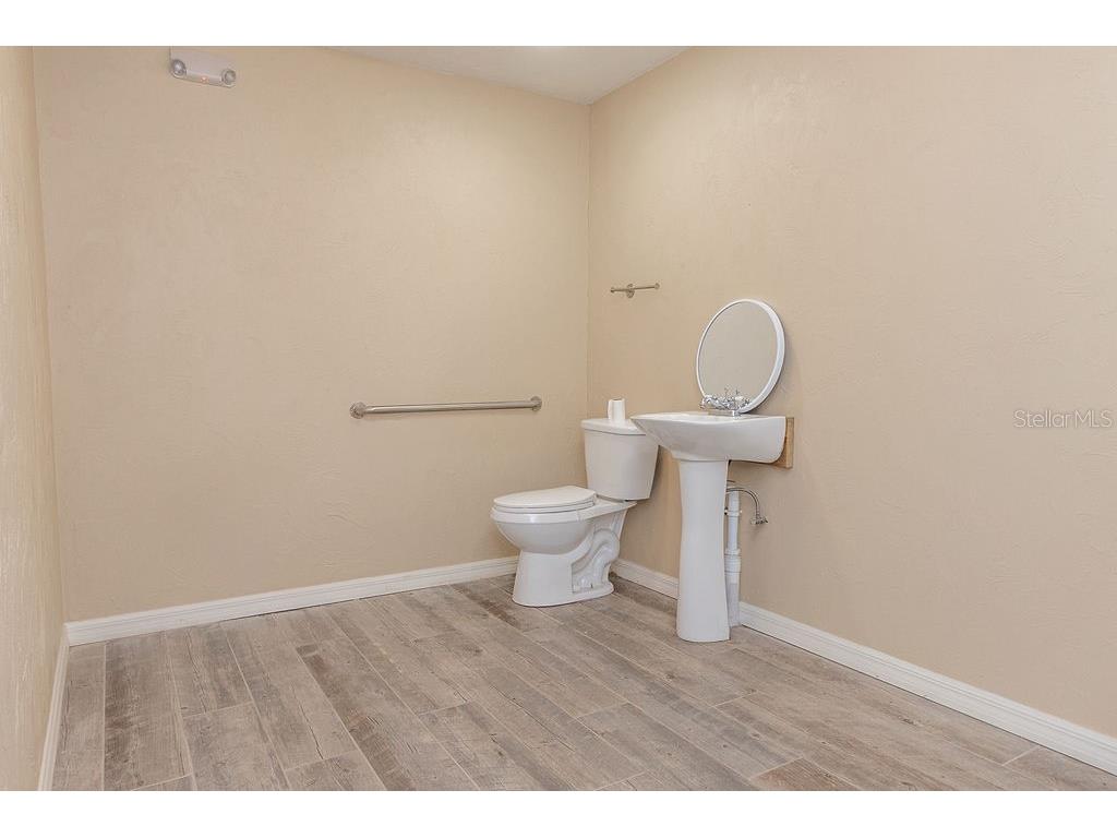 209 S Florida Avenue Deland FL 32720 V4944149 image13