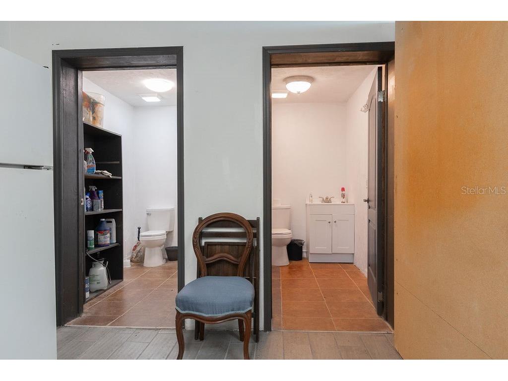 209 S Florida Avenue Deland FL 32720 V4944149 image21