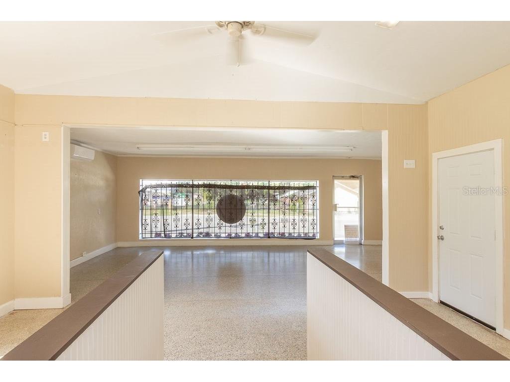 209 S Florida Avenue Deland FL 32720 V4944149 image6