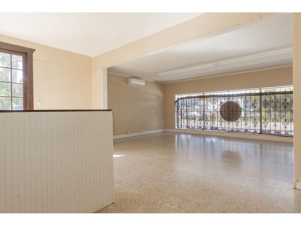 209 S Florida Avenue Deland FL 32720 V4944149 image7