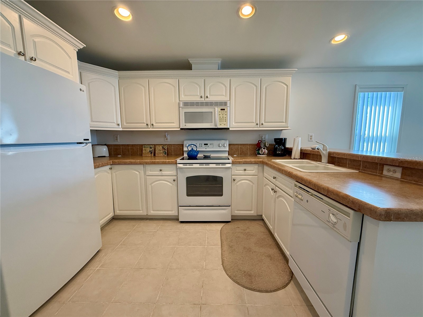 209 S Port Royal Lane Apollo Beach FL 33572 TB8485675 image9