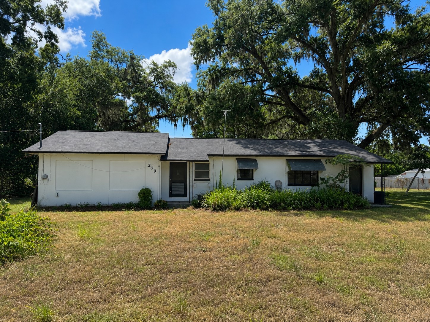 209 S Saint Cloud Avenue Valrico FL 33594 TB8510894 image1