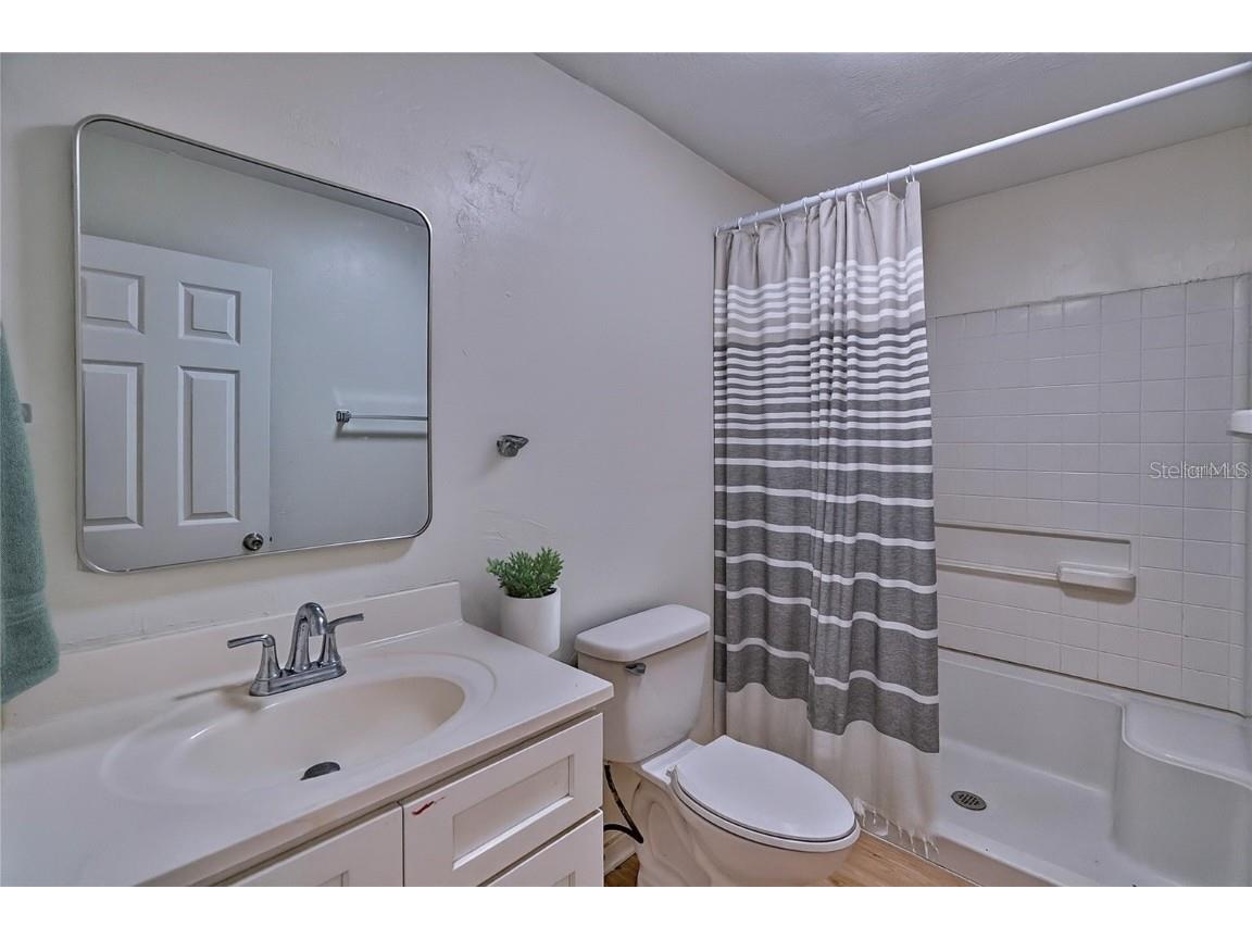 209 SE 47th Street Gainesville FL 32641 GC534563 image17