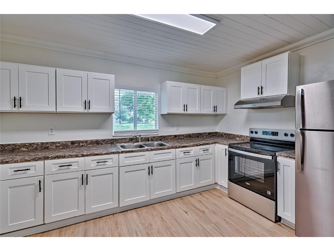 209 SE 47th Street Gainesville FL 32641 GC534563 image9