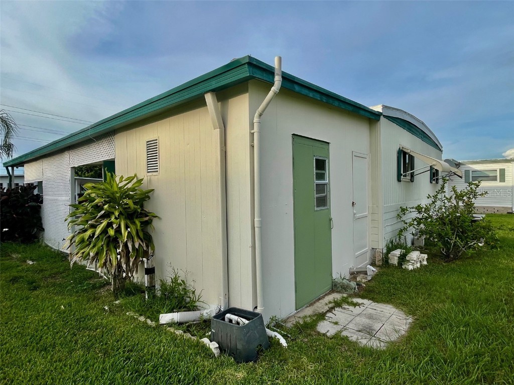 209 Seagull Drive Tarpon Springs FL 34689 TB8405470 image44
