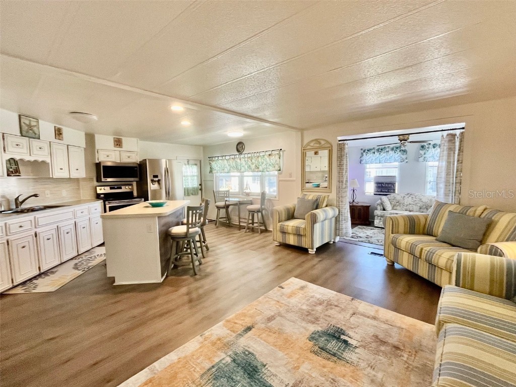 209 Seagull Drive Tarpon Springs FL 34689 TB8405470 image5