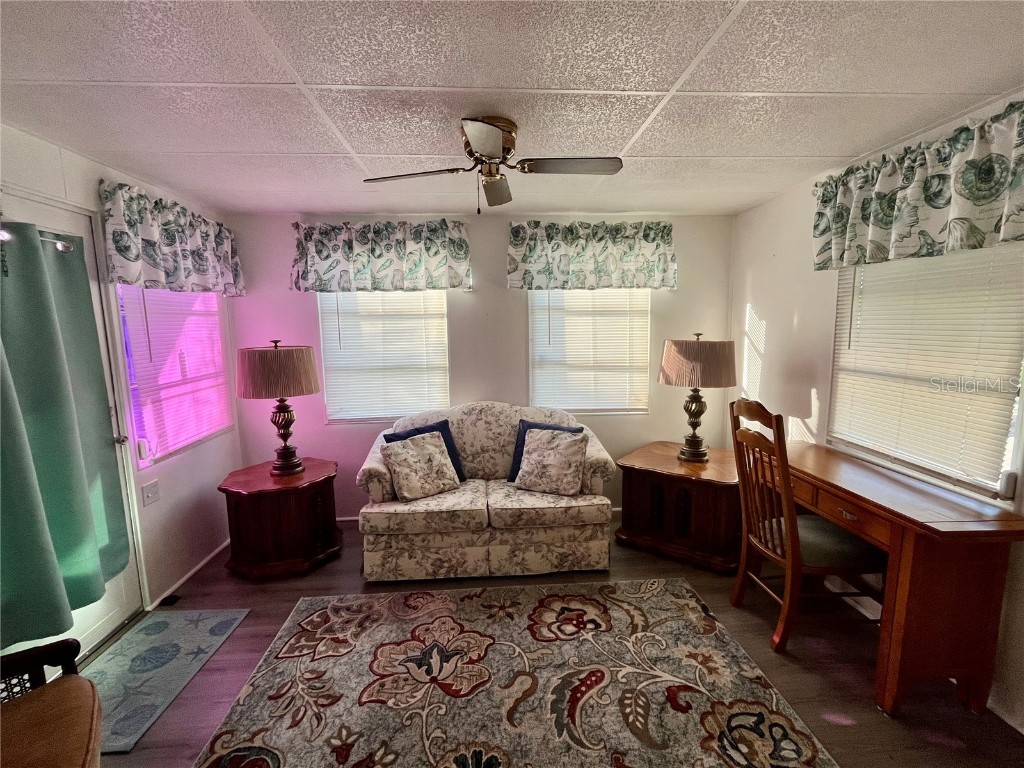 209 Seagull Drive Tarpon Springs FL 34689 TB8405470 image9