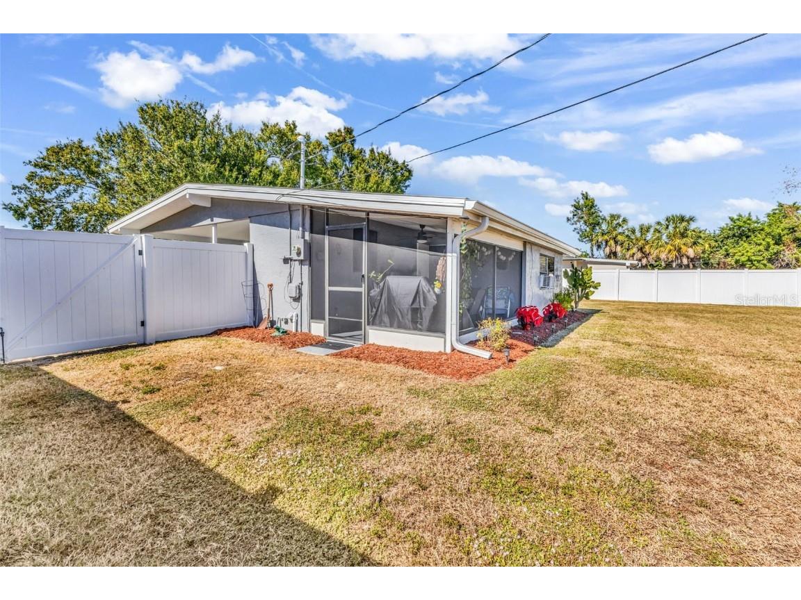 209 Seminole Boulevard NW Port Charlotte FL 33952 C7516185 image18