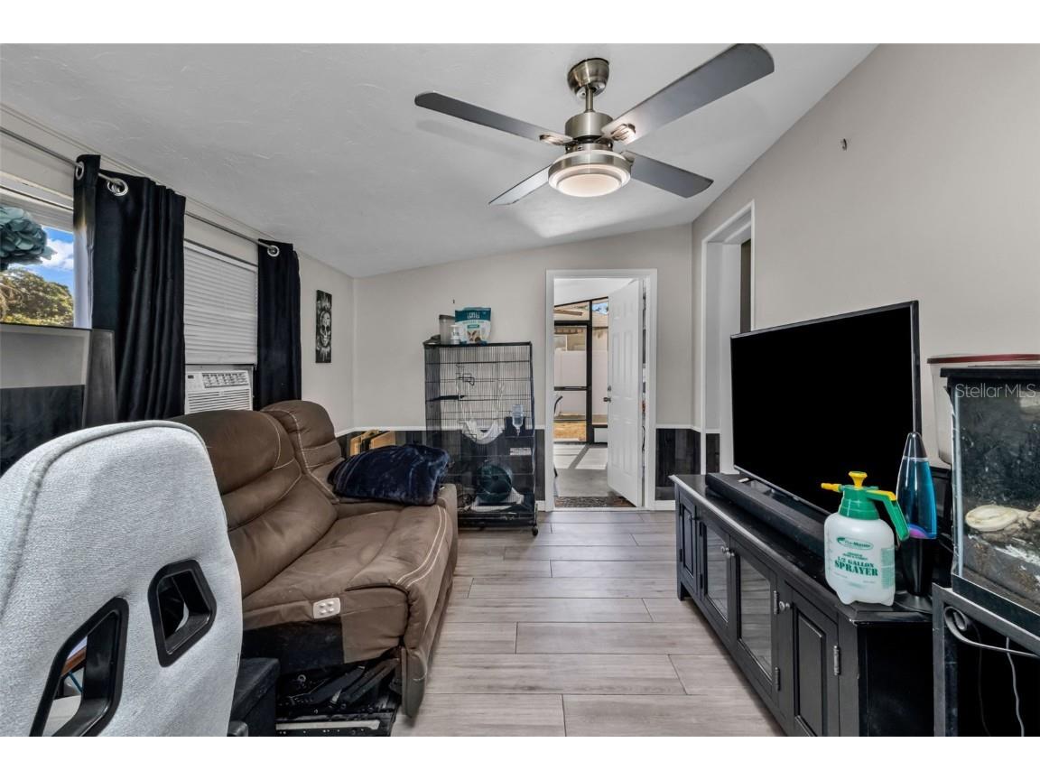 209 Seminole Boulevard NW Port Charlotte FL 33952 C7516185 image9