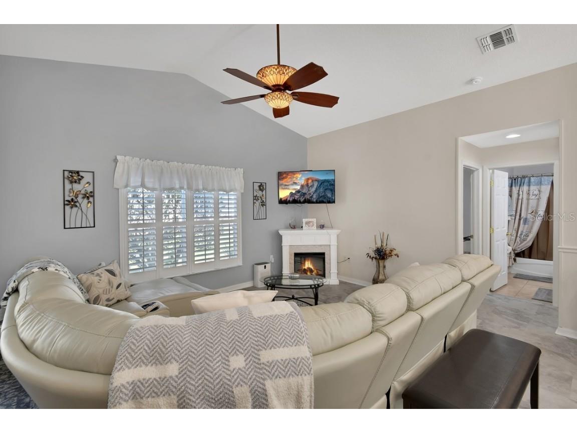 209 Shady Lane Drive #63 Deland FL 32724 V4945683 image5