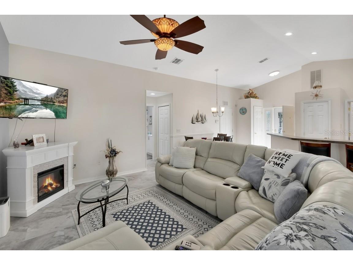 209 Shady Lane Drive #63 Deland FL 32724 V4945683 image6