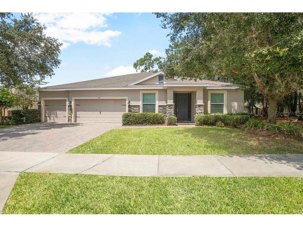 209 Wellington Woods Avenue Deland FL 32724 V4930192 image1
